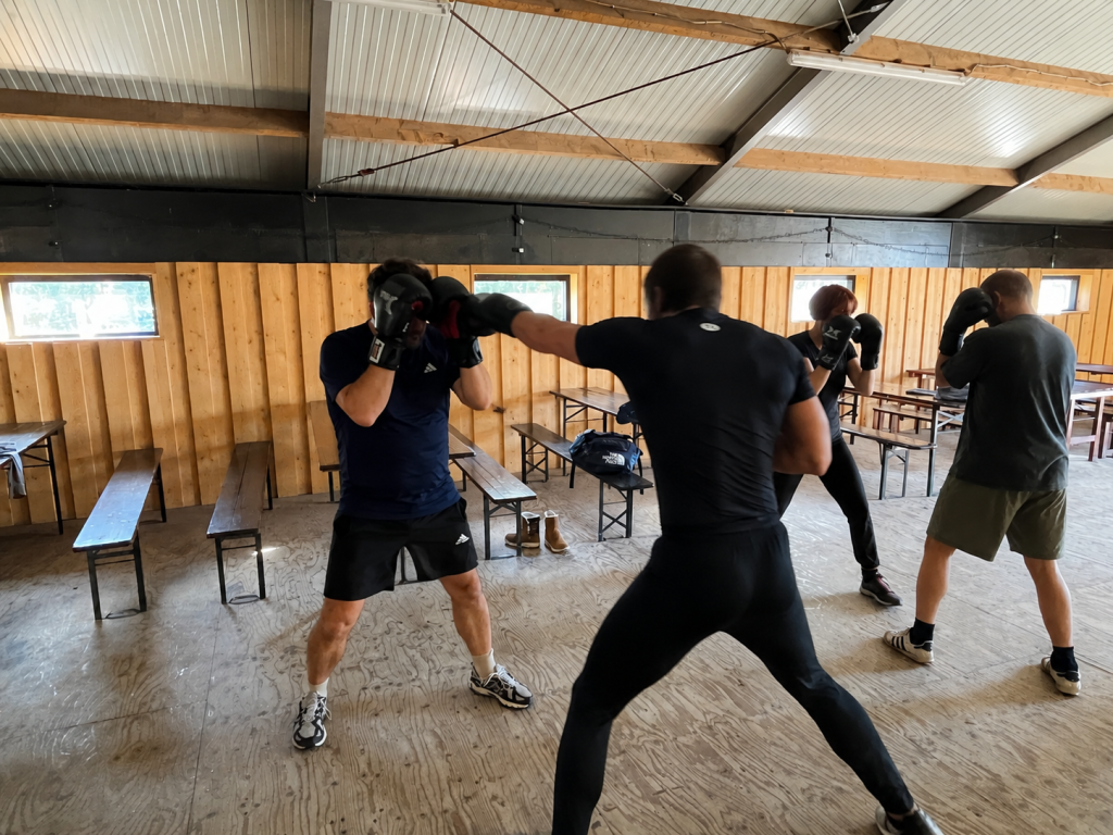 Team in actie tijdens een Boksronde